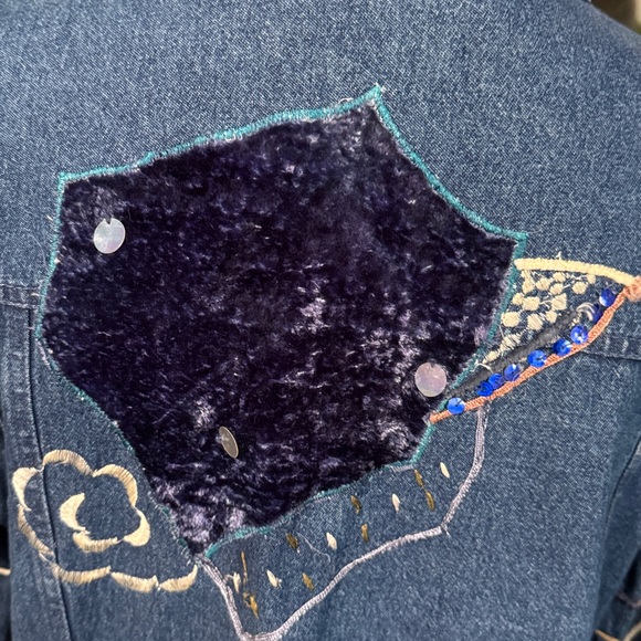 Boho Denim Trucker Jacket Womens XL Embellished Pockets Blue Jean Artsy Festival - Picture 11 of 11